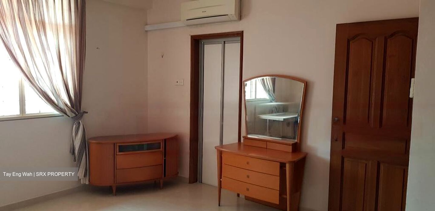 Lorong 104 Changi (D15), Terrace #470258591